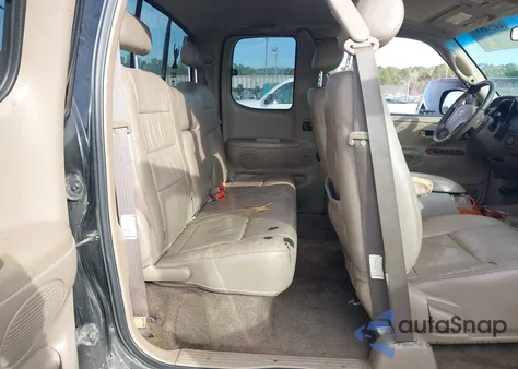 2003 Toyota Tundra Ltd V8 from USA, damaged, VIN 5TBBT48133S371121